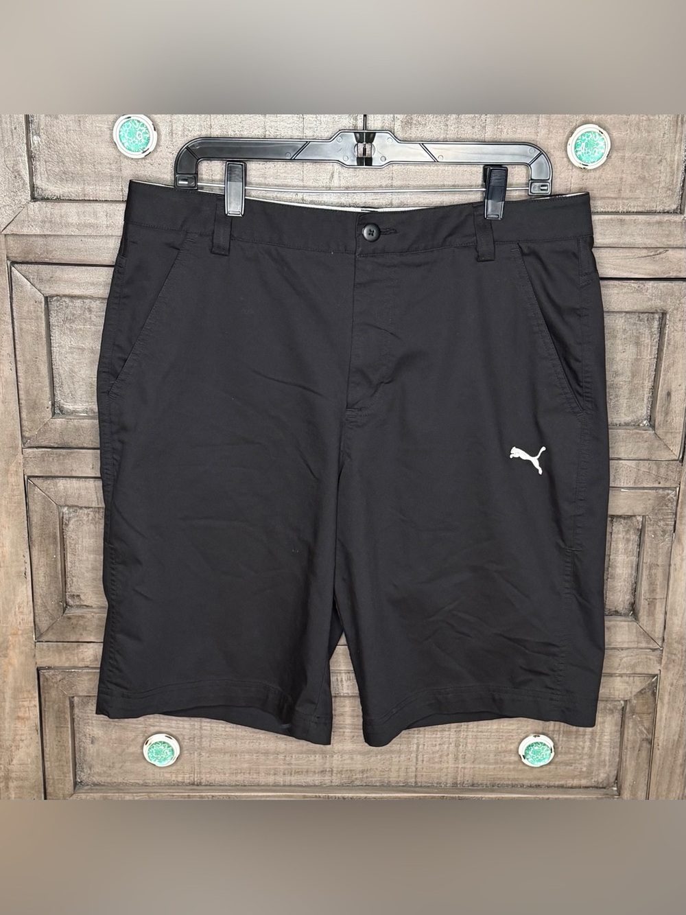 PUMA Performance Men's Black Athletic Golf Shorts With White Cat Logo - W 34